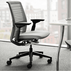 چه زمانی باید صندلی اداری را تعمیر کرد